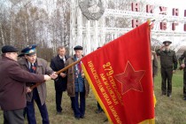 Ветераны принимают Боевые Знамена