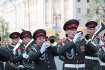 Оркестр завершает парадное шествие