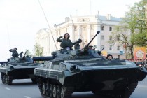 БРДМ-2 в парадном строю