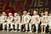 Ветераны на военном параде в Нижнем Новгороде