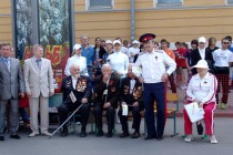 Ветераны Великой Отечественной войны пришли посмотреть на пробег