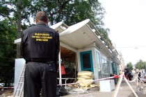 Служба судебных приставов следит за выполнением решения суда о сносе торгового павильона