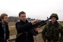 Сергей Астафьев (РИА Новости) с подствольным гранатометом