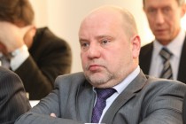 Глава администрации Ленинского района Андрей Дранишников