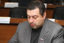 Депутат Владимир Амельченко