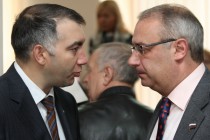 Депутаты Кирилл Эпштейн и Алексей Гойхман (слева направо)