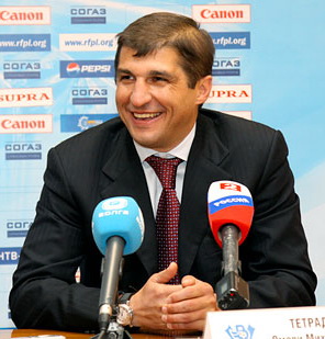 Омари Тетрадзе был отстранен от должности главного тренера футбольного клуба Волга за безвольную игру команды