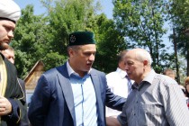 Олег Кондрашов на празднике Сабантуй