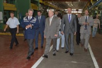 Валерий Шанцев на заводе штампов и пресс-форм дивизиона Автокомпоненты Группы ГАЗ