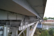 Строители обновили балки и несущие конструкции моста