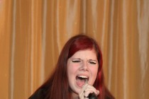 Выступают дети банковских сотрудников: вокал - Настя Гродно (Сбербанк и Промсвязьбанк)