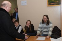 Губернатор Нижегородской области Валерий Шанцев 4 декабря проверил на некоторых участках, как проходят выборы депутатов Государственной Думы РФ VI созыва