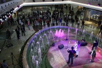 Часть съемок клипа проходила в одном из торговых центров Нижнего Новгорода