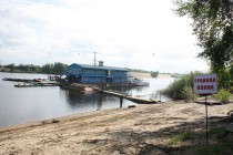 Территория пляжа на Гребном канале