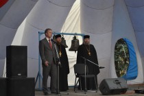 Глава администрации Сарова Валерий Димитров открывает фестиваль колокольного звона