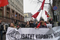 Колонна идет по направлению улицы Звездинка через Малую Покровскую