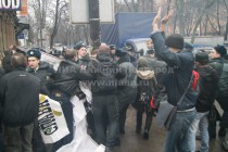 Столкновения с полицией