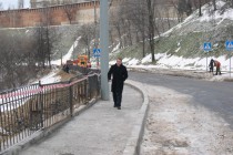 Еще не до конца законченный тротуар