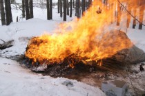 Всего в огне оказалось более 12 кг запрещенных веществ