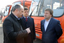 Глава администрации Нижнего Новгорода Олег Кондрашов совершил поездку на новом автобусе по городскому маршруту Т-138