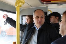 Глава администрации выразил желание проверить в ходе поездки комфортабельность и удобство новых автобусов ПАЗ-3204