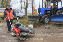 Парад спецмашин для работы по уборке снега и наледи