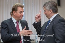 Глава администрации Нижегородского района Нижнего Новгорода Игорь Согин и глава администрации Приокского района Нижнего Новгорода Сергей Белов  (слева направо)