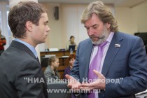Владимир Панов и  заместитель председателя Законодательного собрания Нижегородской области Александр Табачников (слева направо)