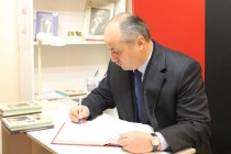 Глава администрации Нижнего Новгорода Олег Кондрашов посетил музей Сахарова