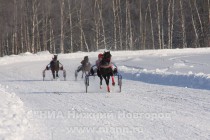 Участники заезда - на финишной прямой
