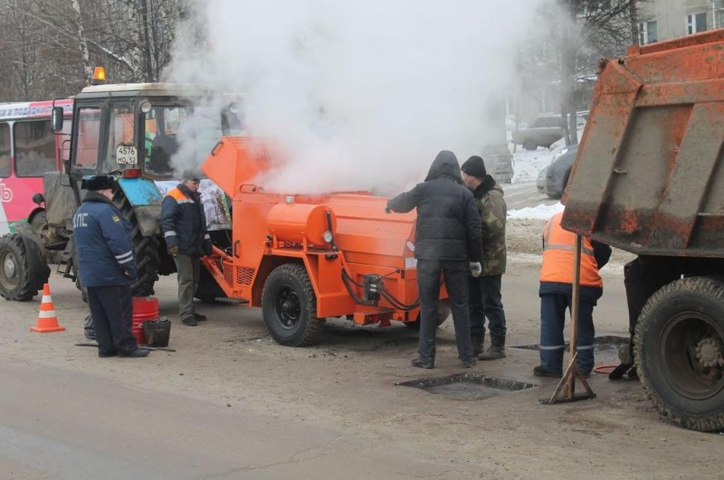Семь прицепов-рециклеров начали использоваться дорожными предприятиями Нижнего Новгорода для проведения ямочного ремонта в круглогодичном режиме