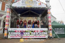 Блиновский разгуляй на ул. Рождественской в Нижнем Новгороде