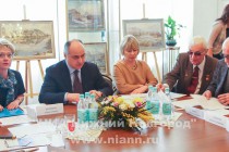 В голосовании, помимо членов конкурсной комиссии, принял глава администрации Нижнего Новгорода Олег Кондрашов
