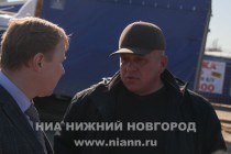 Руководитель УАТК Иван Соловьев и директор ТЦ Народный (слева направо)