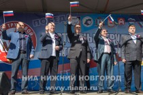 Шествие Первомайской колонны по улице Большая Покровская в Нижнем Новгороде