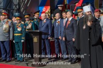 Военный парад на площади Минина и Пожарского в Нижнем Новгороде