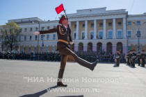 Военный парад на площади Минина и Пожарского в Нижнем Новгороде