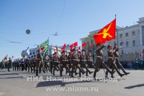 Военный парад на площади Минина и Пожарского в Нижнем Новгороде
