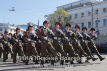 Военный парад на площади Минина и Пожарского в Нижнем Новгороде