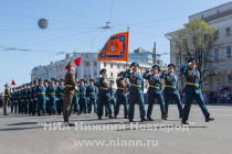 Военный парад на площади Минина и Пожарского в Нижнем Новгороде
