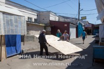 Территория открытых рядов Канавинского рынка оцеплена сотрудниками полиции