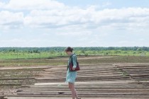 Журналисты проверяют качество стройматериалов