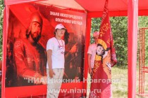 На территории летней школы был организован почётный караул возле символического знамени нижегородского ополчения 1612 года