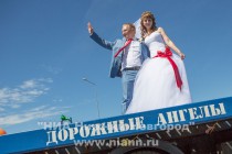 Свадьба на эвакуаторах в Нижнем Новгороде