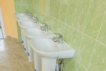 Школьный санузел