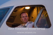 Пилот самолета Embraer 190 авиакомпании Finnair в нижегородском аэропорту Стригино