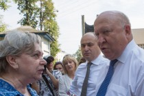 Валерий Шанцев осмотрел объекты благоустройства в парке им. Кулибина и поговорил с местными жителями