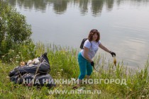 Много мусора было и в озере