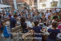 Кафе ближневосточной кухни NOOT с фалафелем и хумусом