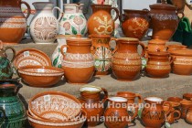 Основные мероприятия проходят на Ратушной площади, где современные ремесленники воссоздают мастерские эпохи Ренессанса